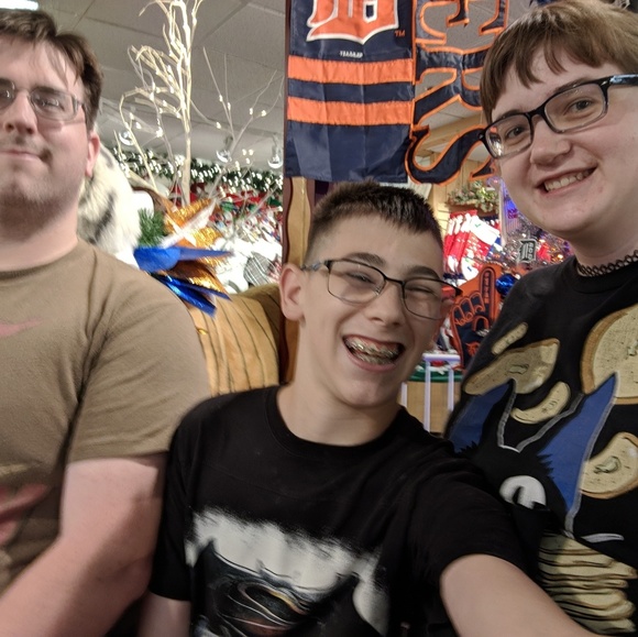 Meet your Posher, Darcy - Picture 3 of 4